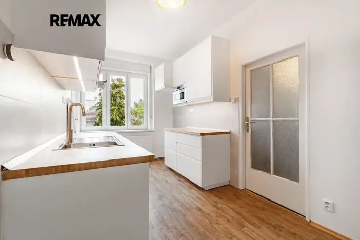 Pronájem bytu 2+kk, Praha - Dejvice, Na Špitálce, 55 m2