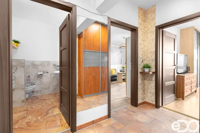 Prodej bytu 2+1, Praha, Velká skála, 62 m2