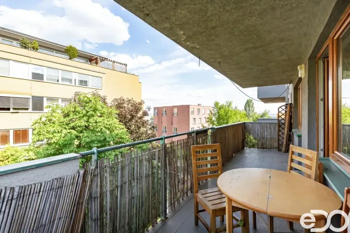 Prodej bytu 2+1, Praha, Velká skála, 62 m2