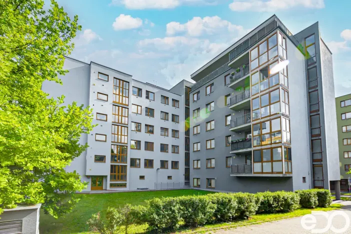 Prodej bytu 2+1, Praha, Velká skála, 62 m2