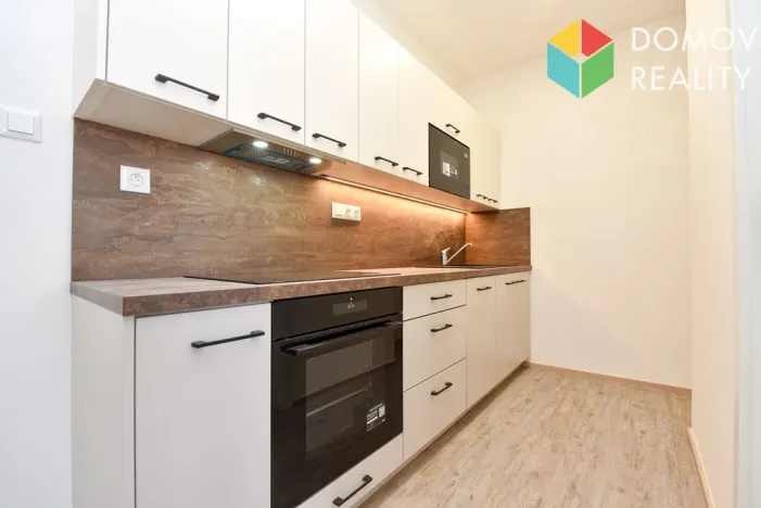 Pronájem bytu 2+kk, Praha, Na dolinách, 45 m2