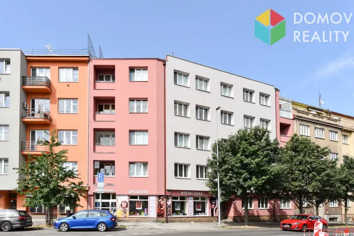 Pronájem bytu 2+kk, Praha, Na dolinách, 45 m2