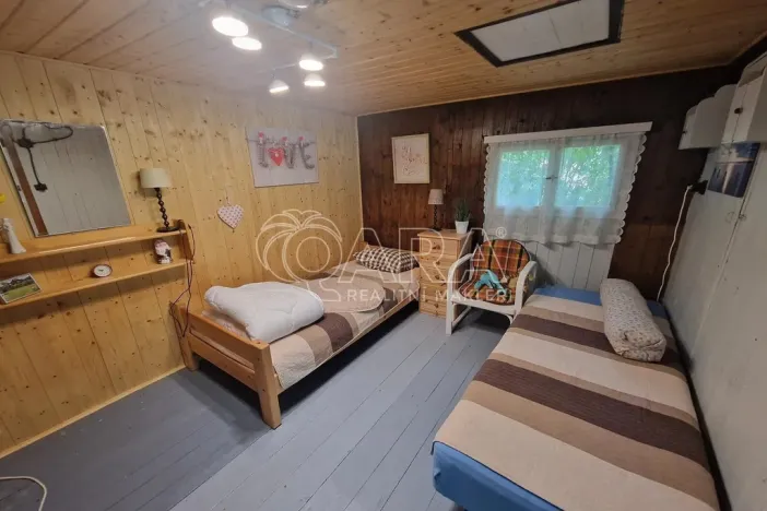 Prodej chaty, Černolice, V Dolečku, 38 m2