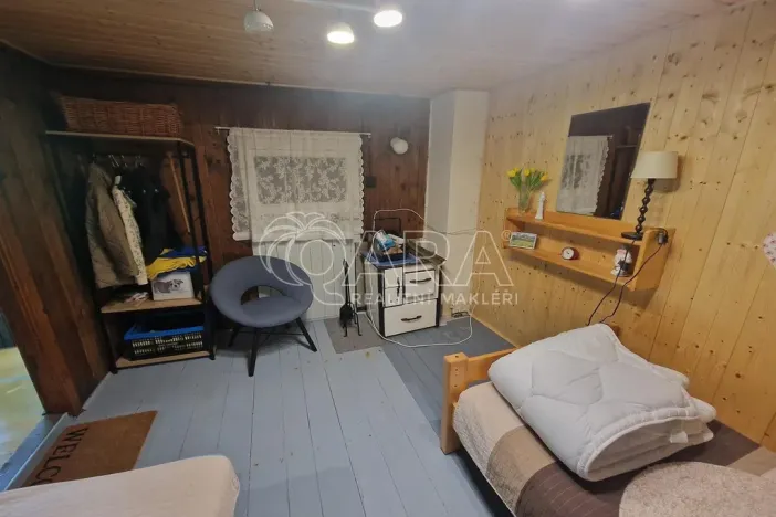 Prodej chaty, Černolice, V Dolečku, 38 m2