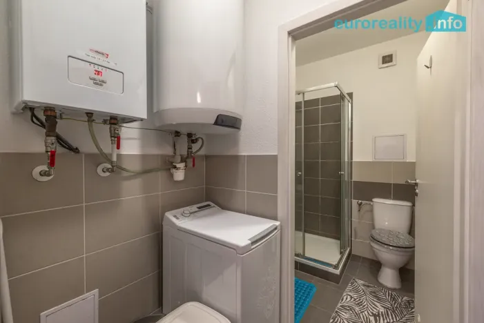 Pronájem bytu 2+kk, Tachov, Na Třešňovce, 37 m2