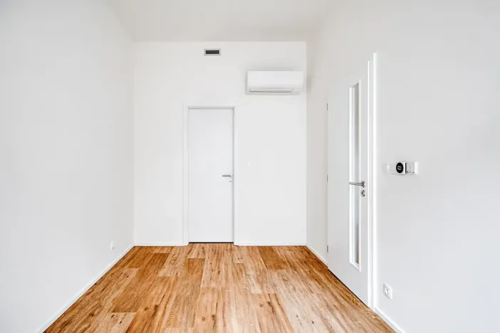 Pronájem bytu 3+kk, Praha - Karlín, Pernerova, 67 m2