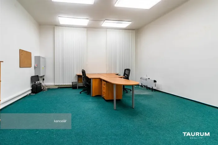 Pronájem kanceláře, Plzeň - Jižní Předměstí, Palackého, 39 m2