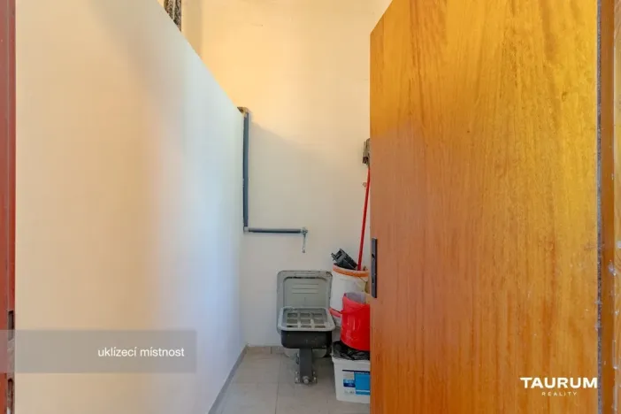 Pronájem kanceláře, Plzeň - Jižní Předměstí, Palackého, 39 m2