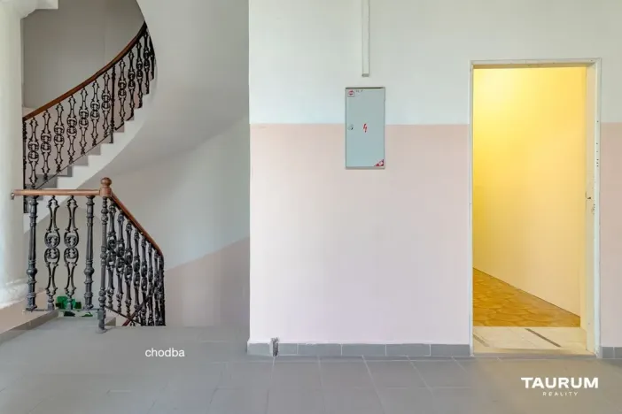 Pronájem kanceláře, Plzeň - Jižní Předměstí, Palackého, 39 m2