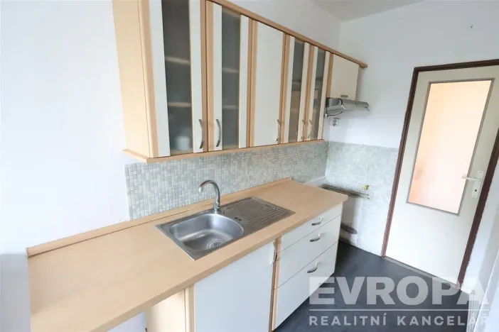 Prodej bytu 3+1, Praha - Petrovice, Rezlerova, 71 m2