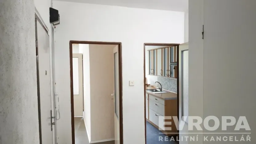 Prodej bytu 3+1, Praha - Petrovice, Rezlerova, 71 m2