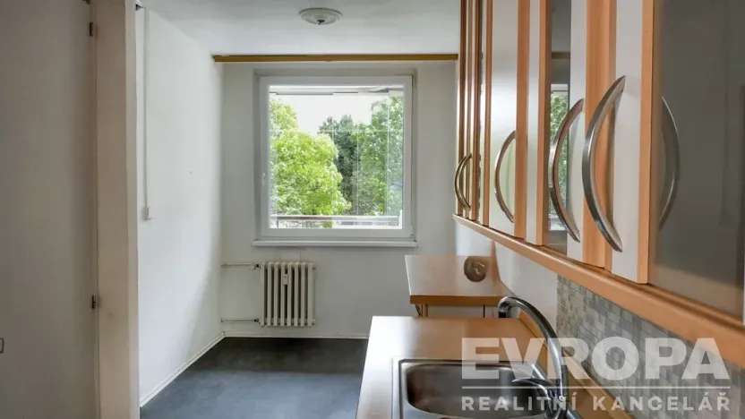 Prodej bytu 3+1, Praha - Petrovice, Rezlerova, 71 m2
