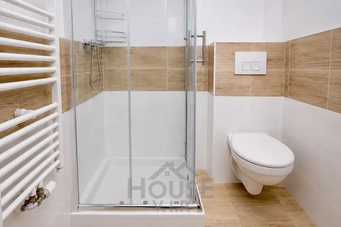Prodej bytu 1+kk, Praha - Podolí, Dvorecké náměstí, 31 m2
