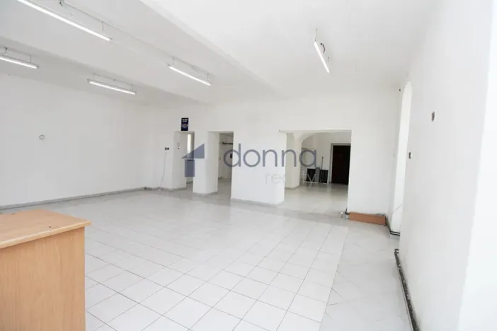 Pronájem obchodního prostoru, Praha, Na losách, 120 m2