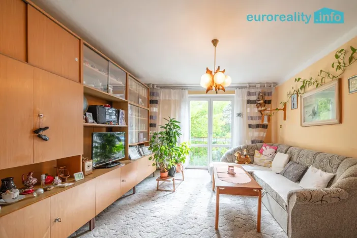 Prodej bytu 2+1, Horní Slavkov, Poštovní, 51 m2