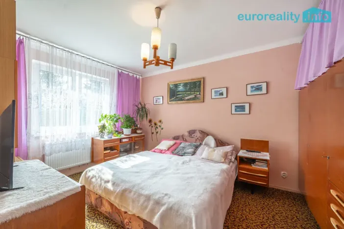 Prodej bytu 2+1, Horní Slavkov, Poštovní, 51 m2
