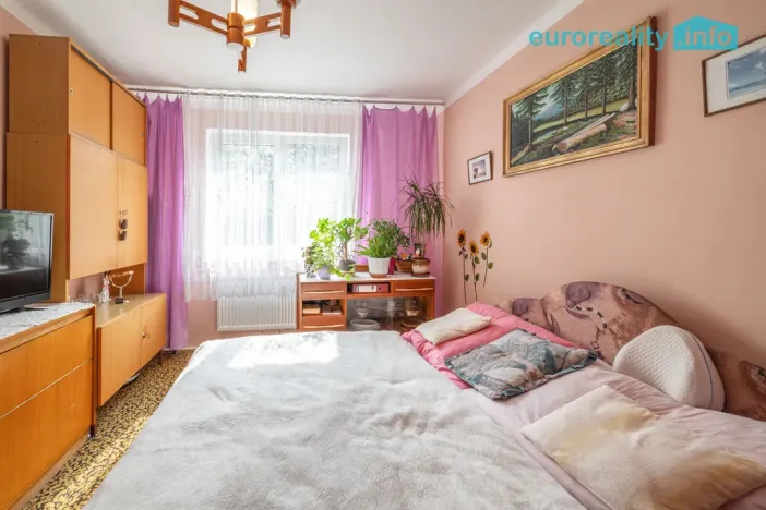 Prodej bytu 2+1, Horní Slavkov, Poštovní, 51 m2
