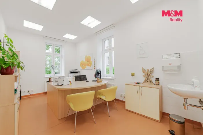 Prodej obchodního prostoru, Ostrava - Vítkovice, Kořenského, 374 m2