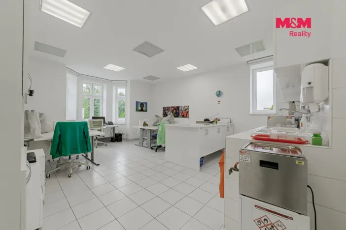 Prodej obchodního prostoru, Ostrava - Vítkovice, Kořenského, 374 m2