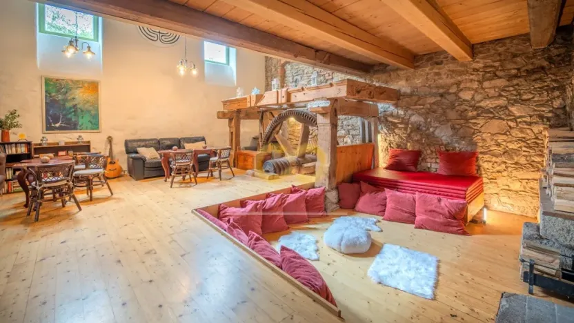 Prodej ubytování, Uzeničky - Černívsko, 590 m2