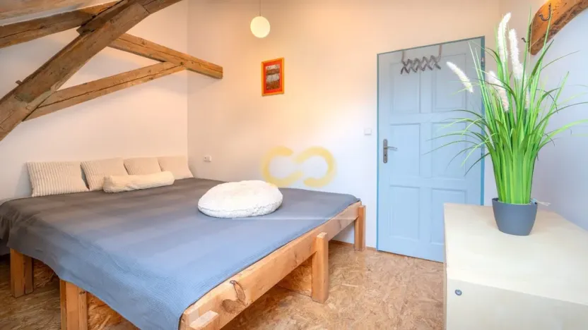 Prodej ubytování, Uzeničky - Černívsko, 590 m2