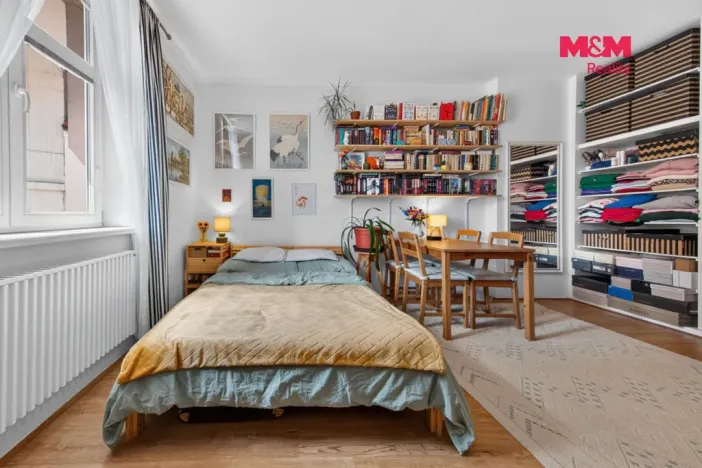 Prodej bytu 1+kk, Praha - Holešovice, U parního mlýna, 30 m2