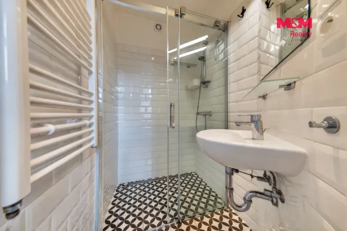 Prodej bytu 1+kk, Praha - Holešovice, U parního mlýna, 30 m2