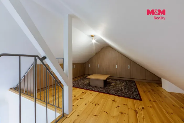 Pronájem bytu 4+kk, Karlovy Vary - Stará Role, Husova, 70 m2