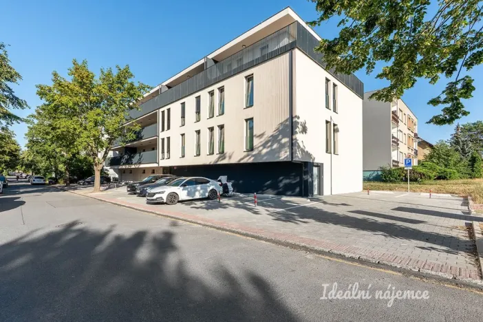 Pronájem bytu 1+kk, Praha - Čakovice, Danielova, 40 m2