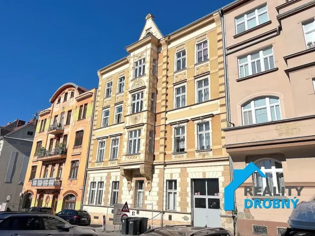 Pronájem bytu 1+1, Děčín, Plzeňská, 32 m2
