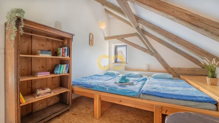 Prodej rodinného domu, Uzeničky - Černívsko, 590 m2