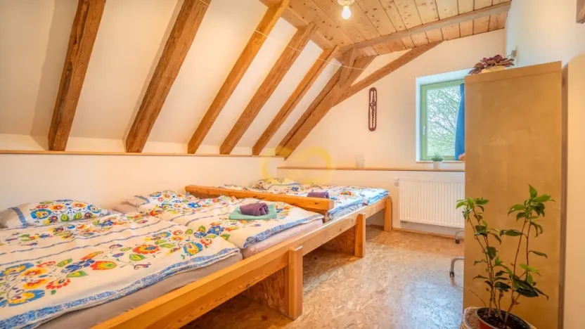 Prodej rodinného domu, Uzeničky - Černívsko, 590 m2