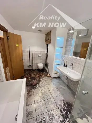 Pronájem bytu 3+kk, Kroměříž, náměstí Míru, 94 m2