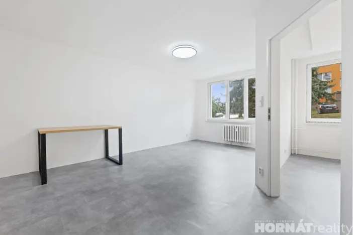 Prodej bytu 2+kk, Hostivice, Kmochova, 47 m2