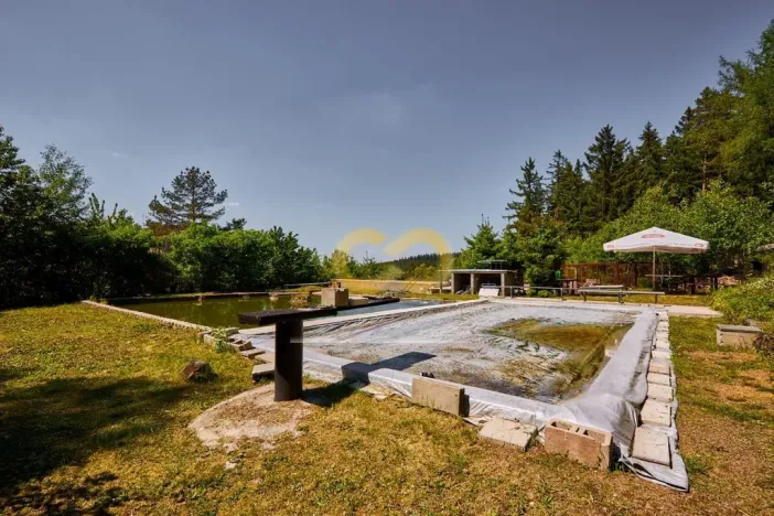 Prodej výrobních prostor, Háje, 6412 m2