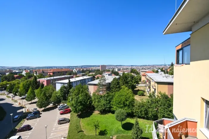 Pronájem bytu 1+kk, Brno, Bělohorská, 38 m2
