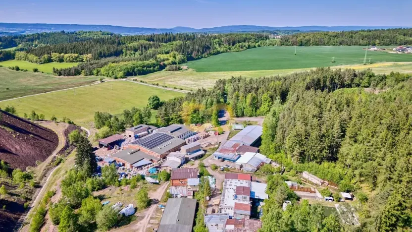 Prodej skladu, Háje, 6412 m2