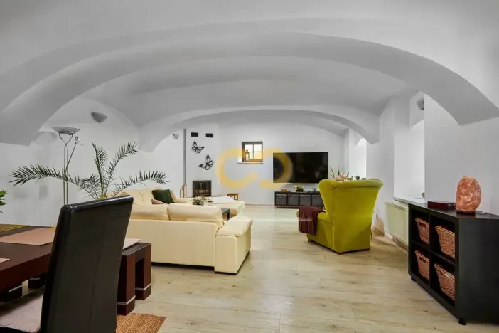 Prodej rodinného domu, Bušanovice - Horní Nakvasovice, 300 m2
