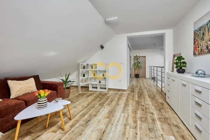 Prodej rodinného domu, Bušanovice - Horní Nakvasovice, 300 m2