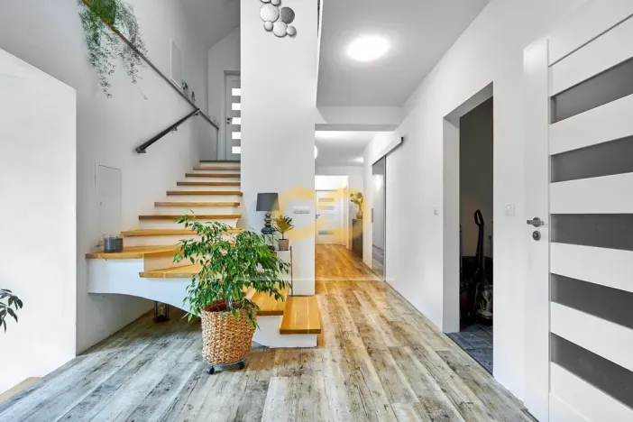 Prodej rodinného domu, Bušanovice - Horní Nakvasovice, 300 m2