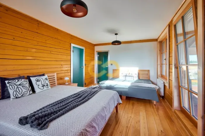 Prodej rodinného domu, Nové Hrady, Vilová čtvrť, 216 m2