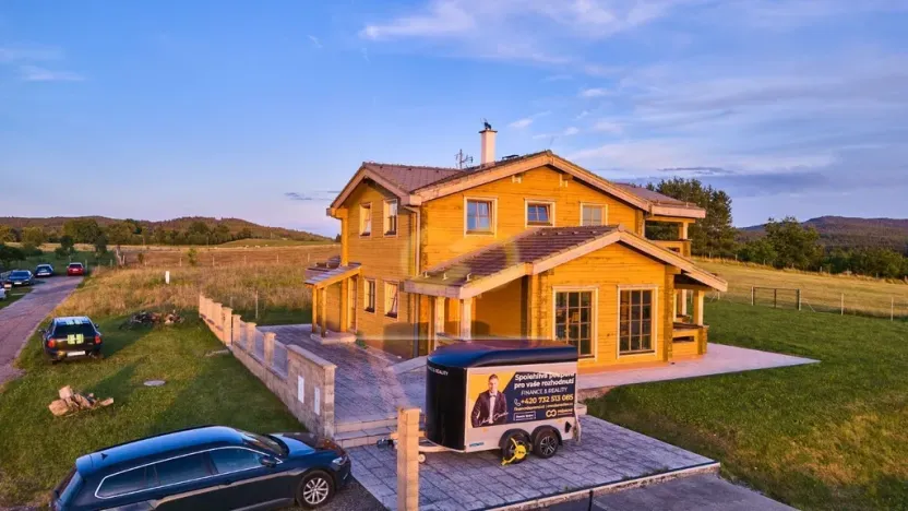 Prodej rodinného domu, Nové Hrady, Vilová čtvrť, 216 m2