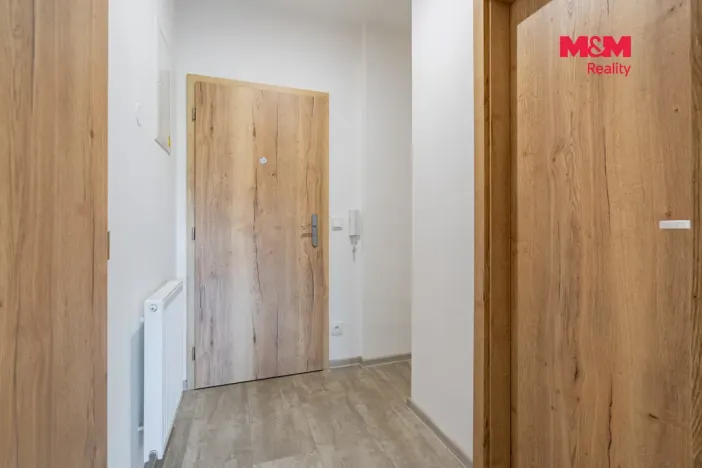 Prodej bytu 2+kk, Třeboň - Holičky, 42 m2