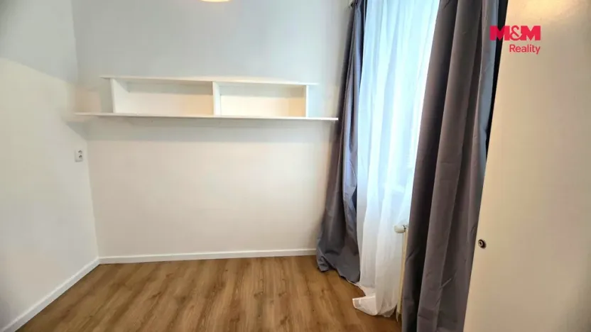 Pronájem bytu 2+kk, Praha - Žižkov, Habrová, 34 m2