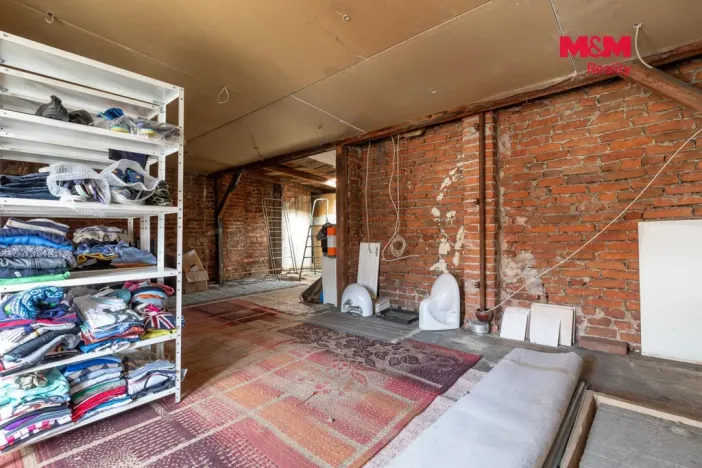 Prodej rodinného domu, Kravaře, Náměstí, 180 m2