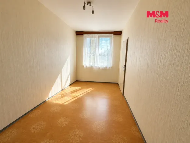 Prodej bytu 2+1, Ostrava - Poruba, Podroužkova, 44 m2