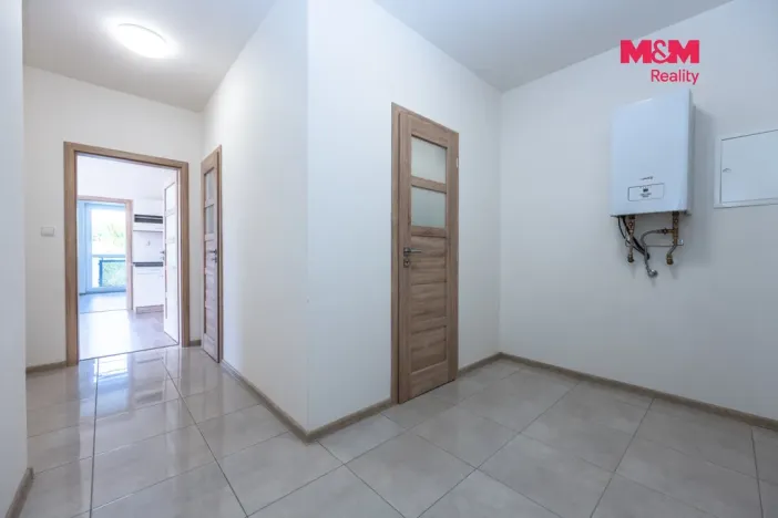 Prodej bytu 3+kk, Břežany II, 81 m2