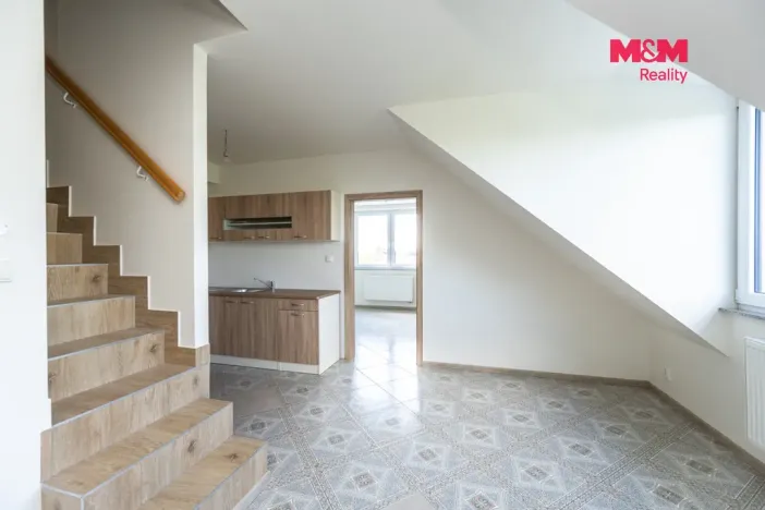 Prodej bytu 3+kk, Břežany II, 85 m2