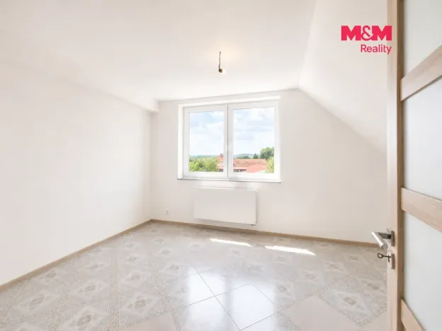 Prodej bytu 3+kk, Břežany II, 85 m2