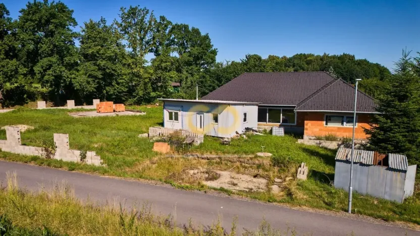 Prodej pozemku pro bydlení, Chvalovice, 3880 m2